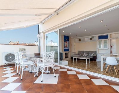 Petunia: Fantastique penthouse dans le centre de Sitges